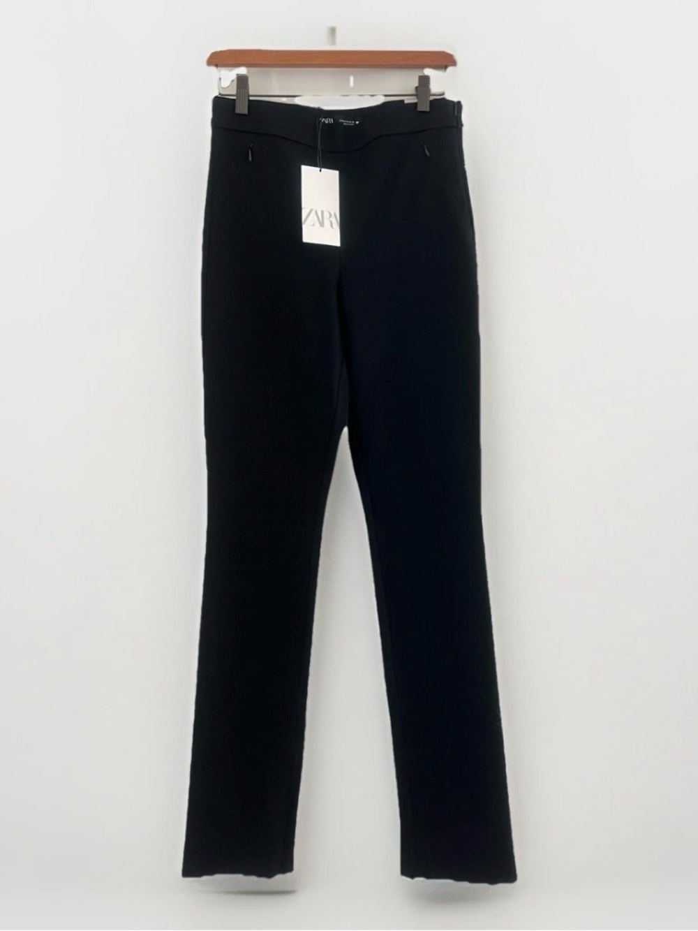 NWT ZARA Power Stretch Water Resistant Zip Leggings Black Medium